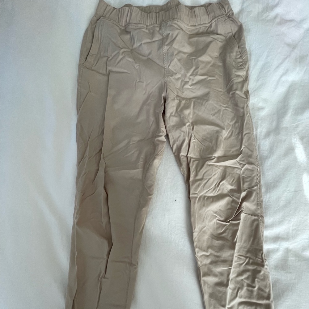 Lululemon joggers